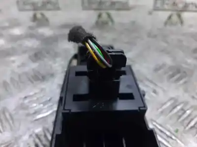 Second-hand car spare part left front power window switch for lancia ypsilon (402) 30th anniversary oem iam references 735531344  