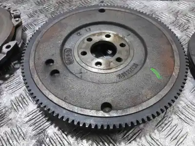 Second-hand car spare part clutch kit for citroen c3 1.4 hdi (68 cv) 1.4 hdi oem iam references 1878005271  typmf200