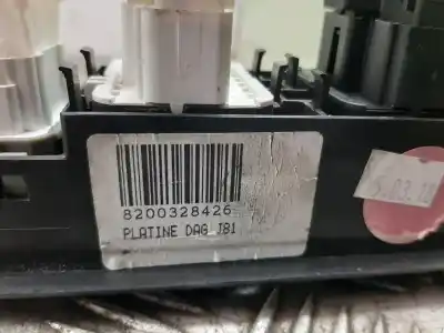 Автозапчастина б/у передні вікний вмикач для renault espace iv (jk0) authentique посилання на oem iam 8200328426  