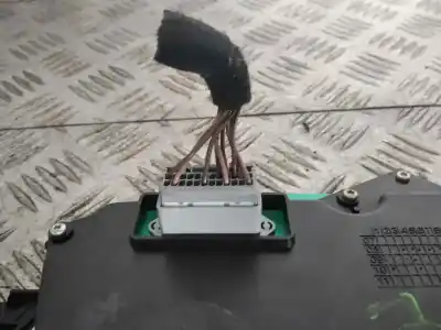 Peça sobressalente para automóvel em segunda mão quadrante por dacia sandero ambiance referências oem iam 1836019