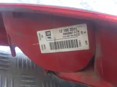 Автозапчастина б/у правий ліхтар для opel corsa d 1.3 16v cdti посилання на oem iam 13186351  89038961