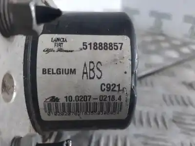 Peça sobressalente para automóvel em segunda mão  por FIAT DOBLO  Referências OEM IAM 5188857 10020702184 CAJA OSCAR 22/12