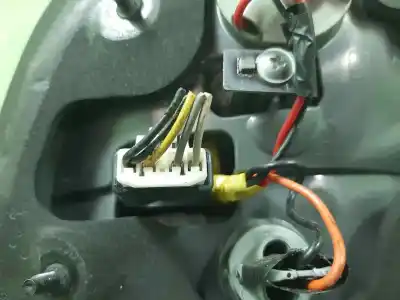 Second-hand car spare part INTERIOR LEFT TAILGATE LIGHT for KIA MAGENTIS  OEM IAM references 924052G0  