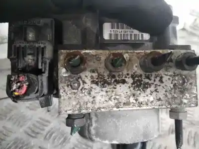 Pezzo di ricambio per auto di seconda mano abs per renault clio iii business riferimenti oem iam 8200747140 99111 0265800559