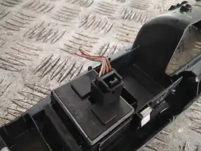 Tweedehands auto-onderdeel  voor VOLKSWAGEN POLO (9N3)  OEM IAM-referenties 6Q1867171E  