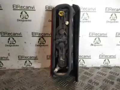 Peça sobressalente para automóvel em segunda mão Farolim Traseiro Direito por OPEL COMBO Familiar Referências OEM IAM 51132  