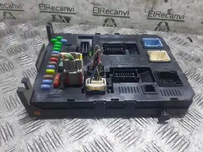 Peça sobressalente para automóvel em segunda mão Caixa De Fusíveis E Relés por PEUGEOT 307 BREAK / SW (S1) 307 BREAK / SW (S1) (2002 - 2005) Referências OEM IAM 9660105980 216760315  Peça sobressalente para automóvel em segunda mão Caixa De Fusíveis E Relés por PEUGEOT 307 BREAK / SW (S1) 307 BREAK / SW (S1) (2002 - 2005) Referências OEM IAM 9660105980 216760315