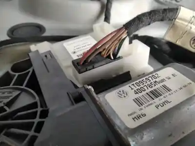 Автозапчасти б/у регулятор стекла переднего правого за VOLKSWAGEN CADDY KA/KB (2K) 1.9 TDI ссылки OEM IAM 1K0959792C  