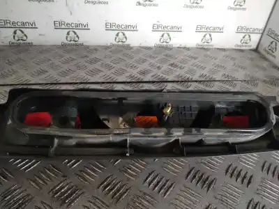 Piesă de schimb auto la mâna a doua Lampã Spate Stânga pentru RENAULT KANGOO (F/KC0) Authentique Referințe OEM IAM 8200103284  