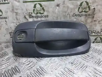 Автозапчастина б/у ліва передня зовнішня ручка для opel vivaro furgón/combi (07.2006 =>) combi 2.7t l1h1 посилання на oem iam 8200170625  