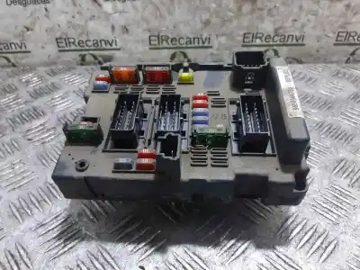 Pezzo di ricambio per auto di seconda mano scatola relè/fusibili per peugeot 307 break / sw (s1) sw pack riferimenti oem iam 9650664080  