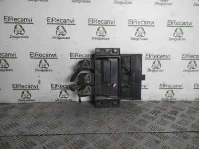 Second-hand car spare part Ecu Engine Control for RENAULT CLIO II FASE II (B/CB0) Authentique OEM IAM references 8200399038  8200619409