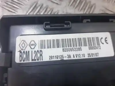 Second-hand car spare part fuse box unit for renault clio iii pack authentique oem iam references 8200652285  