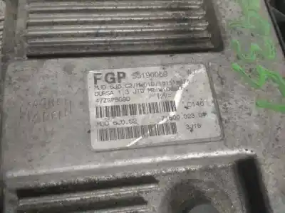 İkinci el araba yedek parçası Ecu Motor Kontrol Cihazi için OPEL CORSA C Club OEM IAM referansları 55190069  