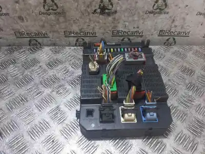 Second-hand car spare part fuse box unit for citroen c2 audace oem iam references 9664156780  