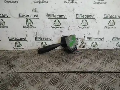 Pezzo di ricambio per auto di seconda mano comando pulito per toyota corolla (e12) 2.0 d-4d linea luna berlina riferimenti oem iam 173647  