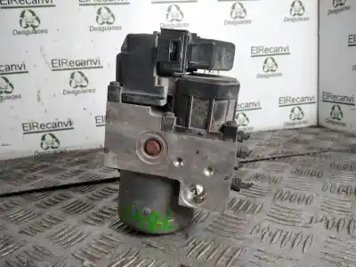 Pezzo di ricambio per auto di seconda mano abs per toyota corolla (e12) 2.0 d-4d linea luna berlina riferimenti oem iam 0273004571  