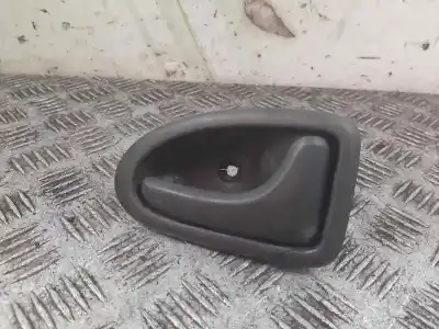 Pezzo di ricambio per auto di seconda mano maniglia interna anteriore destra per renault megane i scenic (ja0) 1.9 dti diesel cat 98 cv / 72 kw riferimenti oem iam 7700415975  96012101