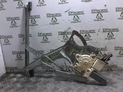 Recambio de automóvil de segunda mano de ELEVALUNAS DELANTERO DERECHO para TOYOTA AVENSIS BERLINA (T25)  referencias OEM IAM 6981005050  