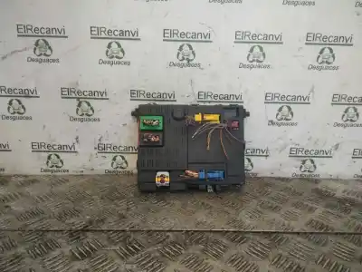 Pièce détachée automobile d'occasion Boîtes à Fusibles pour PEUGEOT PARTNER (S1) Break Références OEM IAM 9642409880  