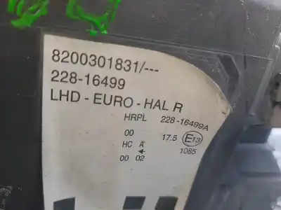 Peça sobressalente para automóvel em segunda mão Farol / Farolim Direito por RENAULT MODUS Confort Dynamique Referências OEM IAM 8200301831  