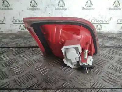 Peça sobressalente para automóvel em segunda mão farolim interior traseiro direito por audi a3 (8p) 2.0 tdi ambiente (dpf) (125kw) referências oem iam  Peça sobressalente para automóvel em segunda mão farolim interior traseiro direito por audi a3 (8p) 2.0 tdi ambiente (dpf) (125kw) referências oem iam