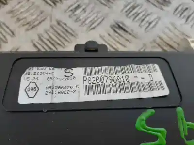 Peça sobressalente para automóvel em segunda mão quadrante por renault kangoo dynamique referências oem iam 8200796010  