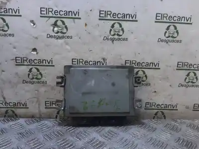 Pezzo di ricambio per auto di seconda mano centralina motore per renault clio ii fase ii (b/cb0) 1.2 58 cv / 43 kw riferimenti oem iam 8200326395 s110140201 8200326387