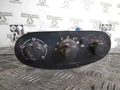 Peça sobressalente para automóvel em segunda mão comando de sofagem (chauffage / ar condicionado)  por dacia sandero básico referências oem iam 