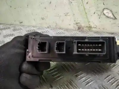 Second-hand car spare part right front window motor for peugeot 307 break / sw (s1) 2.0 16v cat oem iam references 9637130480  