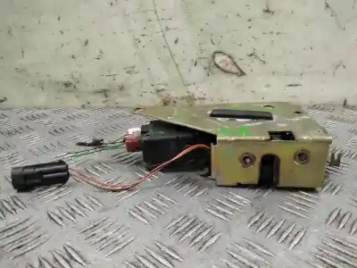 Second-hand car spare part left front door lock for smart coupe edition bluemotion oem iam references   