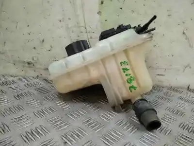 Second-hand car spare part coolant expansion tank for peugeot 407 st confort oem iam references 9642434480  