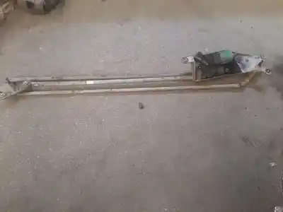 Second-hand car spare part front windshield wiper motor for renault modus confort dynamique 98 cv / 72 kw oem iam references   