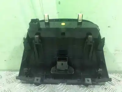 Second-hand car spare part hazard warning lights for kia magentis active oem iam references 847402g600