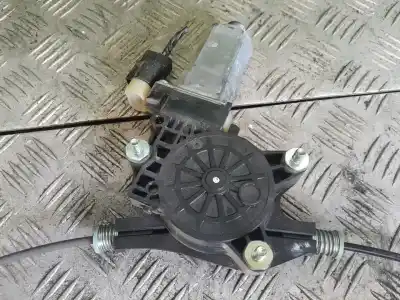 Second-hand car spare part driver left window regulator for kia rio 1.5 crdi ex2 oem iam references   2 pins