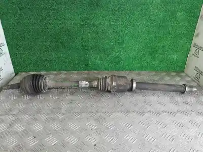 Автозапчастина б/у передня права трансмісія для RENAULT CLIO III Rip Curl 75 CV / 55 KW Посилання на OEM IAM   