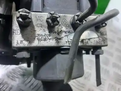 Peça sobressalente para automóvel em segunda mão abs por renault kangoo profesional referências oem iam 476605718  