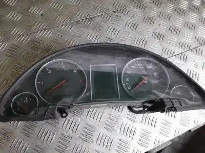 Second-hand car spare part dashboard for audi a4 b6 (8e2) 1.9 tdi oem iam references 1036901830  