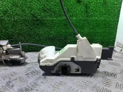 Second-hand car spare part left front door lock for citroen c3 attraction oem iam references 836153  