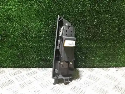 Second-hand car spare part left front power window switch for toyota corolla (e12) 2.0 d-4d linea sol berlina oem iam references 54355669b  