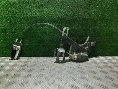 Peça sobressalente para automóvel em segunda mão fechadura da porta dianteira direita por toyota corolla (e12) 2.0 d-4d linea sol berlina referências oem iam 