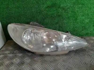 Pièce détachée automobile d'occasion FEU DROIT pour PEUGEOT 206 SW  Références OEM IAM 9628666780  