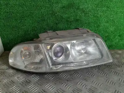 Second-hand car spare part right headlight for audi a4 b5 (8d2) 1.8 t quattro oem iam references 89300381  