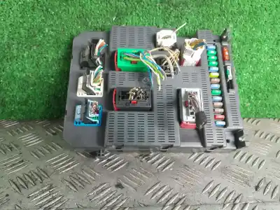 Pezzo di ricambio per auto di seconda mano  per CITROEN C3 (F DESDE 11/2001)  Riferimenti OEM IAM 9664532580  