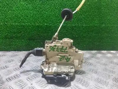 Peça sobressalente para automóvel em segunda mão fechadura da porta traseira esquerda por audi a4 berlina (8e) 2.0 tdi 16v (103kw) referências oem iam 