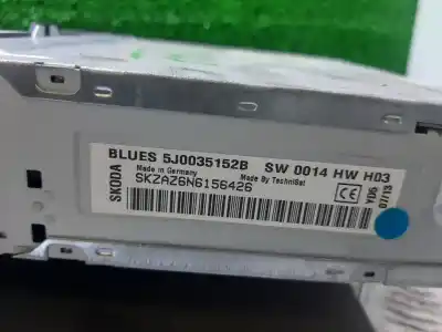 Peça sobressalente para automóvel em segunda mão sistema de áudio / rádio cd por skoda rapid active referências oem iam 5j0035152b  