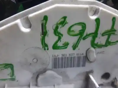 Second-hand car spare part front right door lock for skoda rapid active oem iam references 8e1837016a