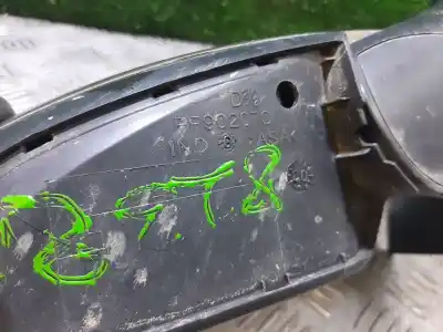 Second-hand car spare part right rearview mirror for peugeot 307 break / sw (s1) sw clim oem iam references 902070 7 pins  Second-hand car spare part right rearview mirror for peugeot 307 break / sw (s1) sw clim oem iam references 902070 7 pins