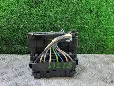 Second-hand car spare part fuse box unit for peugeot 307 break / sw (s1) sw oem iam references 9646405280  