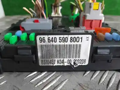Pezzo di ricambio per auto di seconda mano scatola relè/fusibili per citroen c4 picasso i monospace (ud_) 1.6 hdi riferimenti oem iam 966405908001  